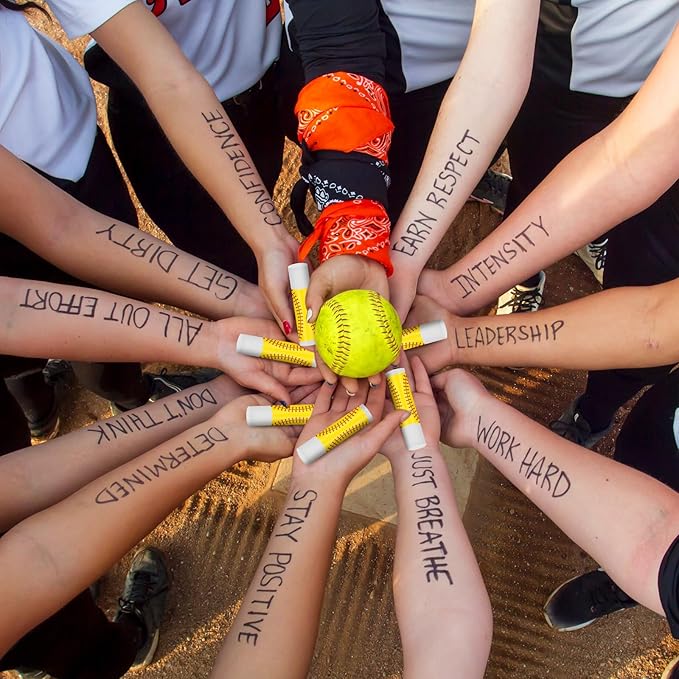 Demissle 24 Pcs Sports Team Gifts