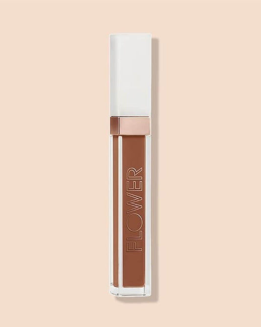 Light Illusion Full Coverage Concealer Mocha (D4)
