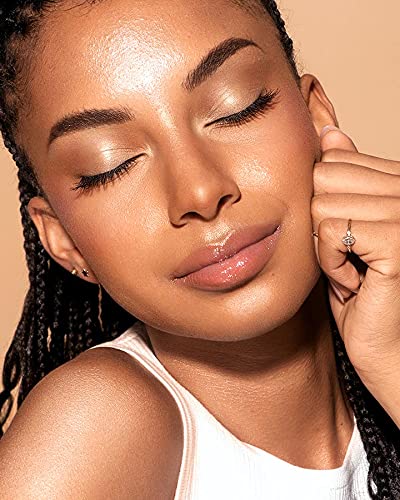 Catrice More Than Glow Powder Highlighter in Supreme