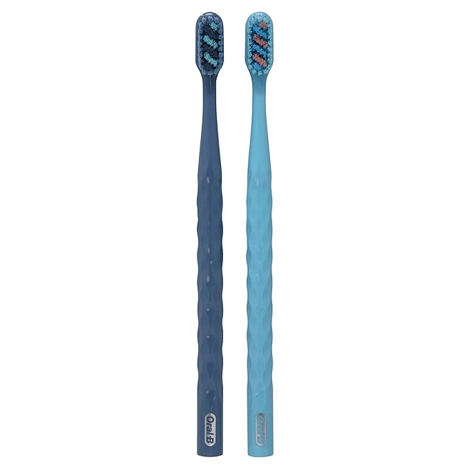 Oral-B Brilliance Premium Whitening Toothbrush with Plaque Eraser, Medium, Sky Blue and Gray, 2 Count