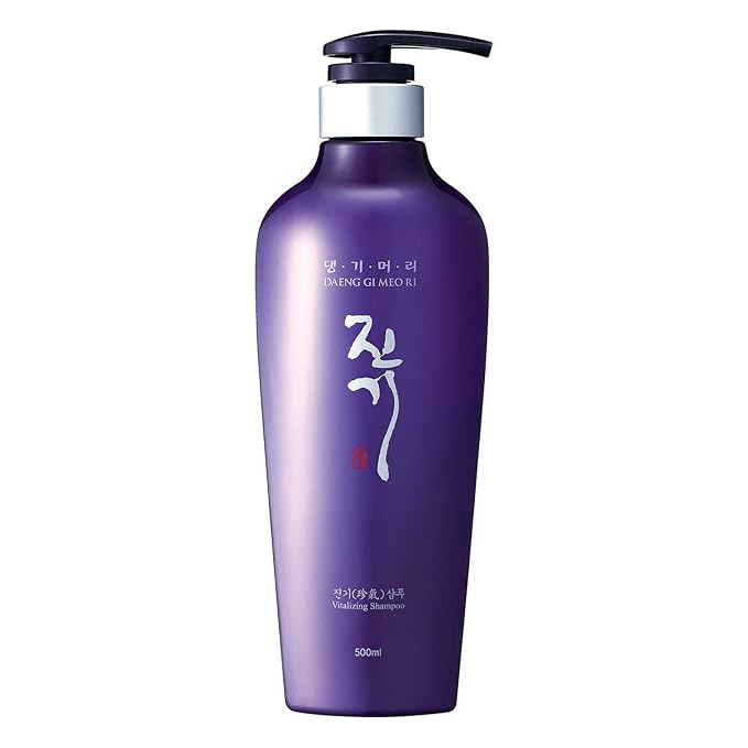 Daeng Gi Meo Ri- Jin Gi Vitalizing Shampoo, 100% Domestic Oriental Herb, Providing Moisture to Frizzy and Split Hair, Smooth and Shiny Hair, 500ml