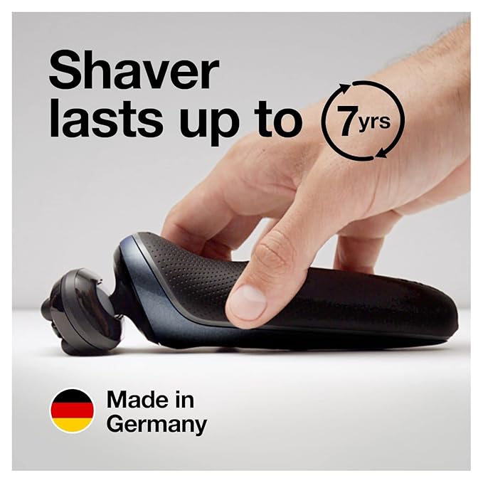 Braun Series 6 6075cc Electric Shaver with SmartCare Center and Precision Trimmer, Wet & Dry, Rechargeable, Cordless Foil Shaver, Black