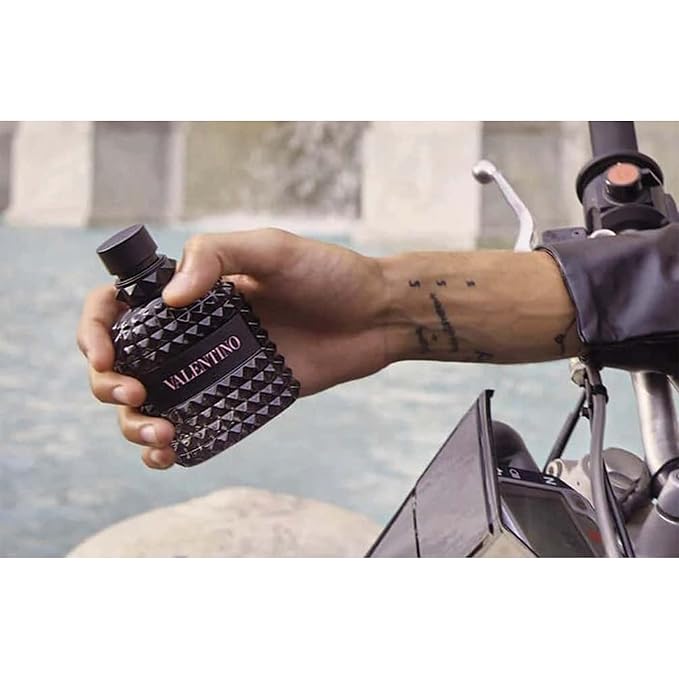 Valentino Uomo Born In Roma for Men - 1.7 oz EDT Spray