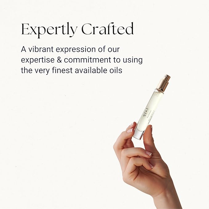 Caswell-Massey Sandalwood Eau de Toilette Discovery, Clean & Fresh Yet Undeniably Warm, Unisex Sandalwood Scent, Sample Size Vial, Perfume for Men & Women, 0.25 Fl Oz