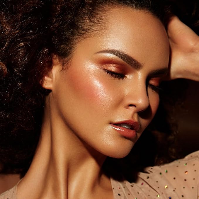 Boobeen Blush and Highlighter Palette- 4-color Metallic Shimmer