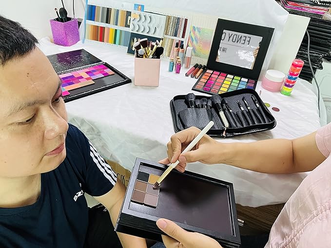 4 layers empty cardboard magnetic book eyeshadow palette