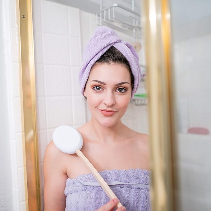 Lotion applicator for your back,