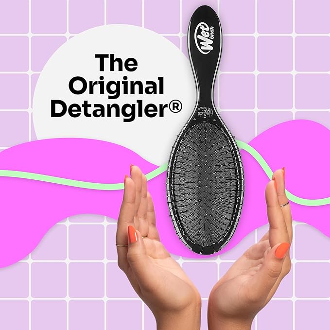Wet Brush Hello Kitty and Friends Original Detangler Hair Brush, Cinnamaroll, Ultra-Soft IntelliFlex Bristles, Easy Detangling For All Hair Types (Wet Dry & Damaged), Women & Men
