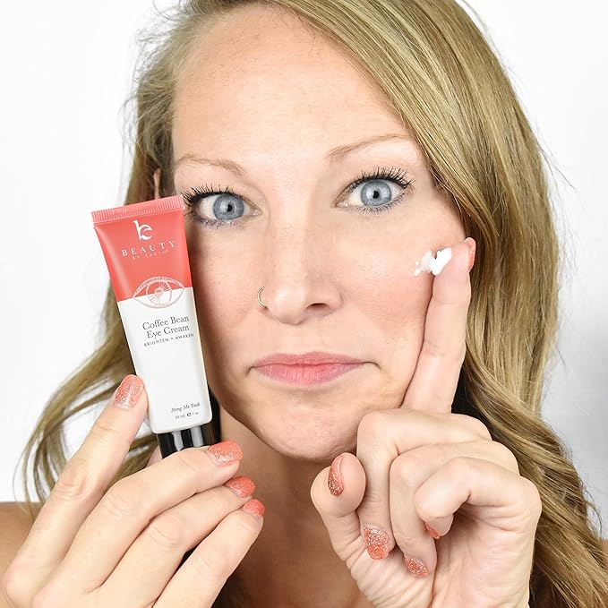 Caffeine eye cream for puffiness