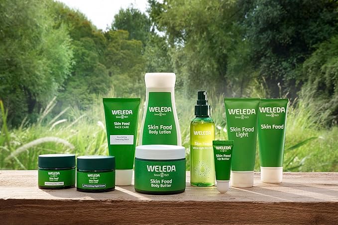 Weleda Skin Food Lip Butter, 0.27 Ounce, Plant Rich Moisturizing Lip Care with Sunflower Seed Oil, Chamomile and Calendula