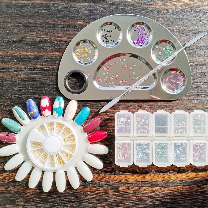 Makeup Palette Stainless Steel Cosmetic Palette 6-well with Spatula Tool for Nail Art Eye Shadow Mixing Foundation Painting Artist Mini Mixing Metal Palette Silver 4.9x3.3inch